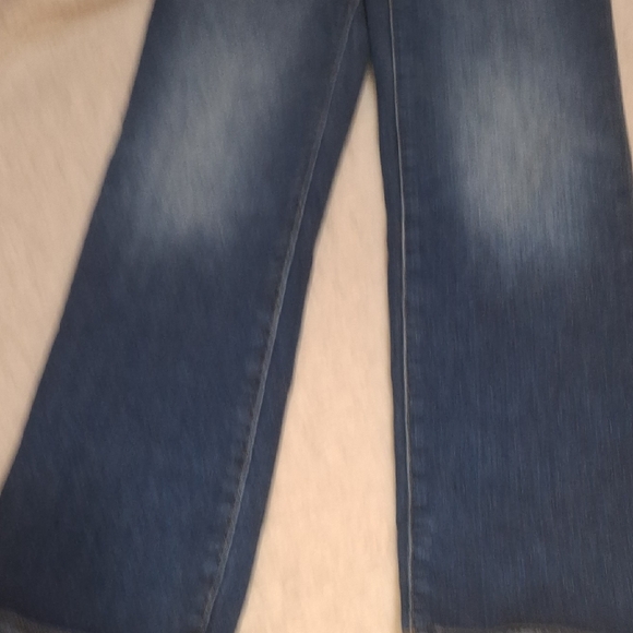 Good American Classic Blue Straight Leg Jeans - Picture 6 of 10